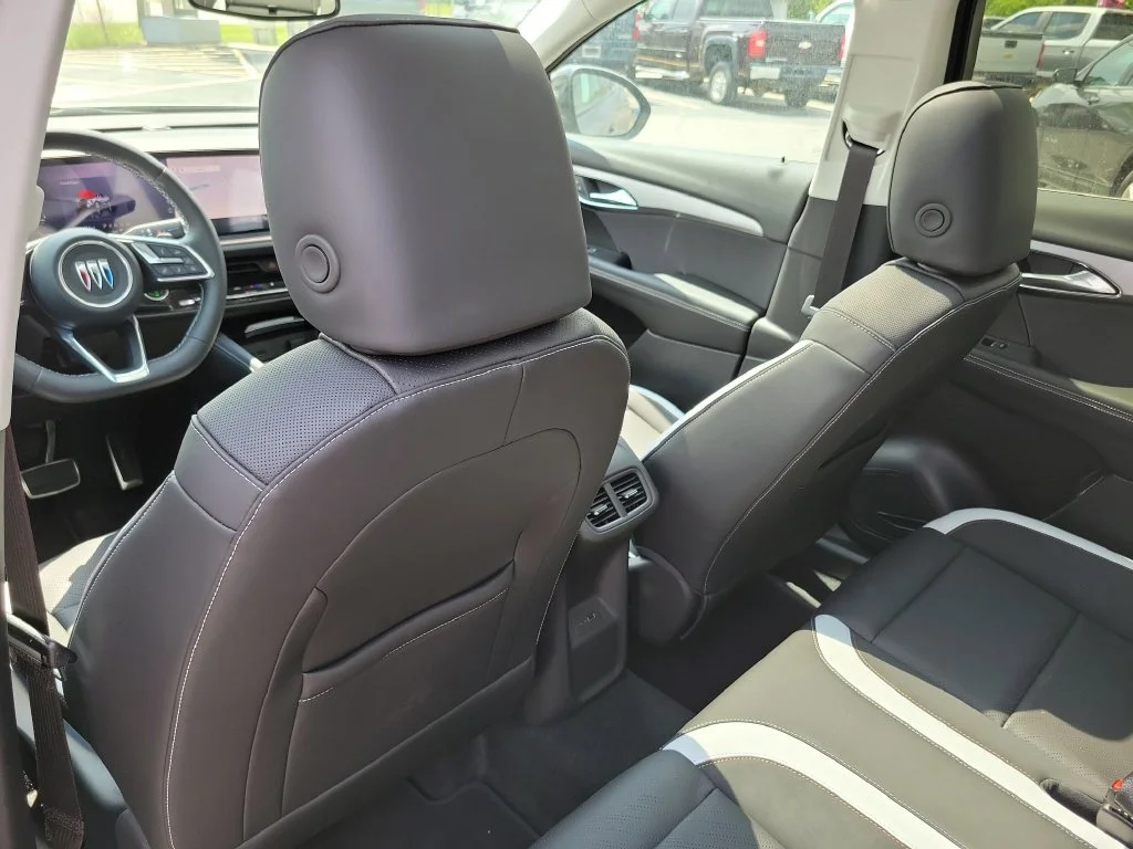 2026 Buick Envision Sport Touring - Photo 25