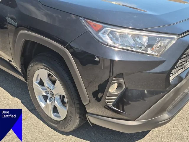 Used 2020 Black Toyota XLE image 9