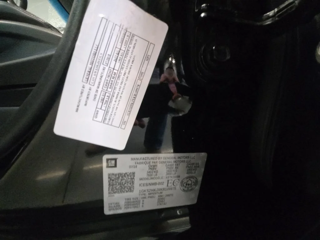 Used 2019 Onyx Black GMC Denali image 25