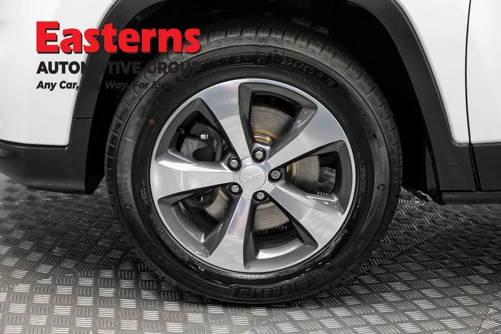 Used 2019 White Jeep Limited image 34