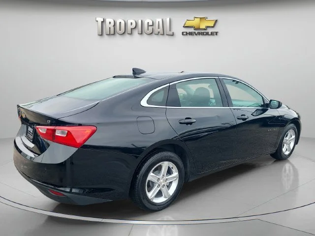 Used 2024 Mosaic Black Metallic Chevrolet 1LT image 5