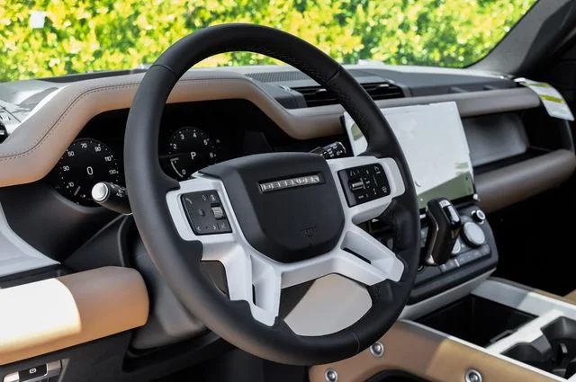 New 2026 Green Land Rover S image 18