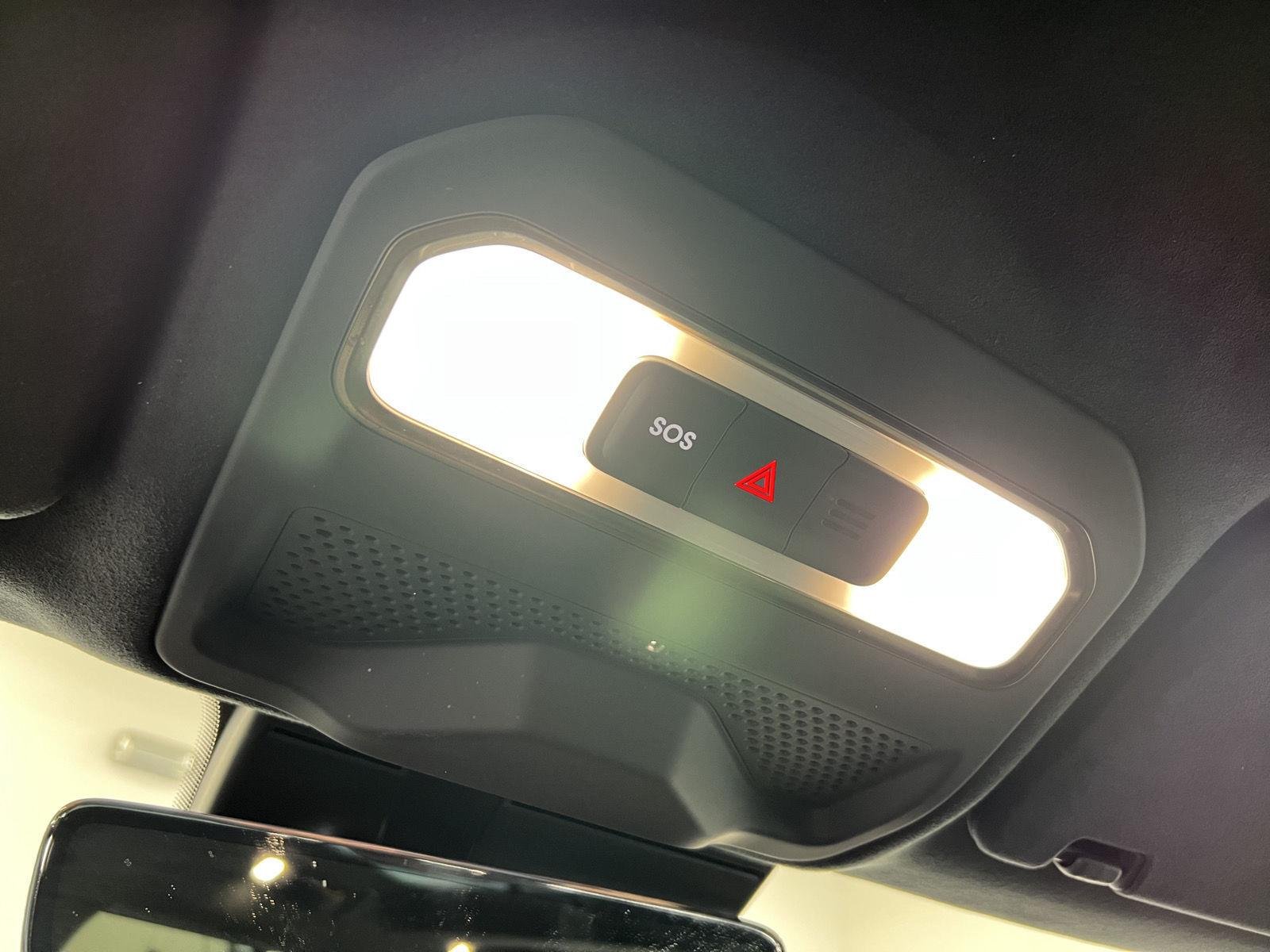 Used 2024 Limestone Rivian Adventure image 18