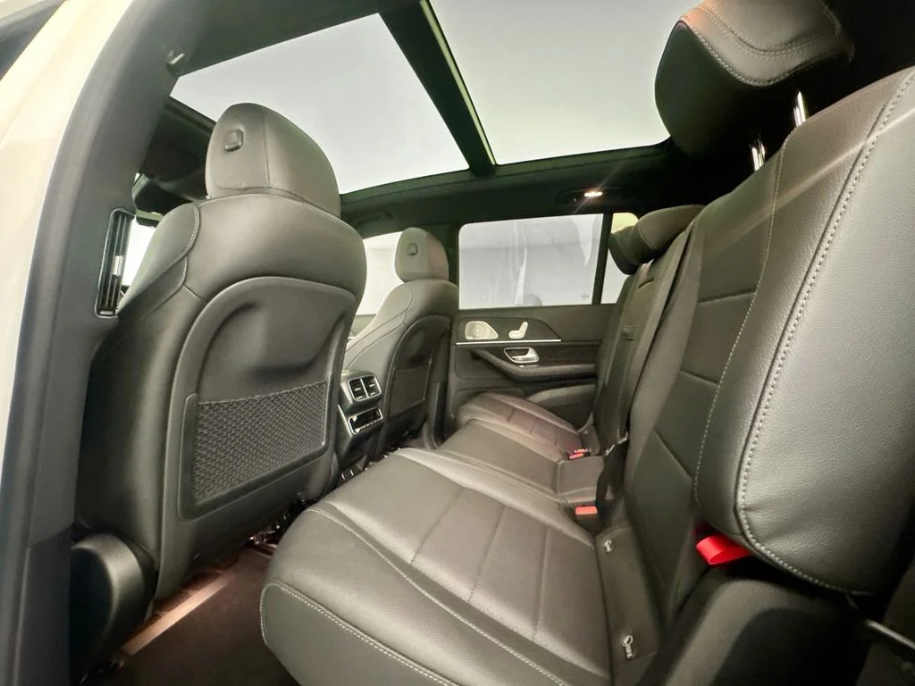 Used 2025 White Mercedes-Benz GLS 450 image 24