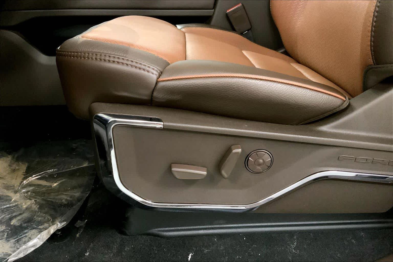 New 2027 Marsh Gray Metallic Ford F-250® King Ranch® image 19