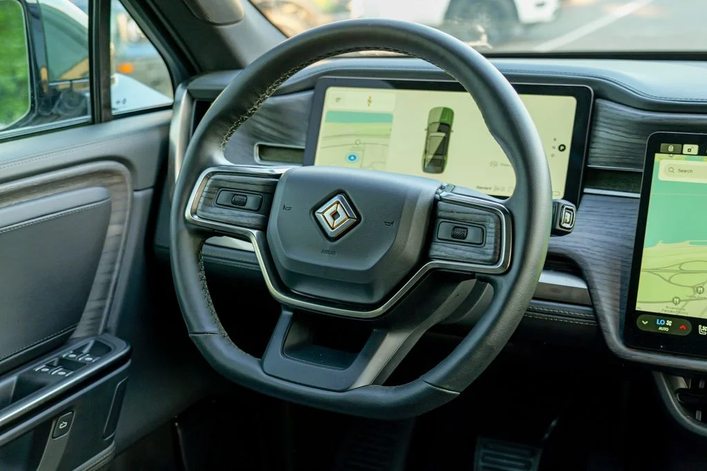 Used 2025 Green Rivian Adventure Dual Motor Standard Pack image 43