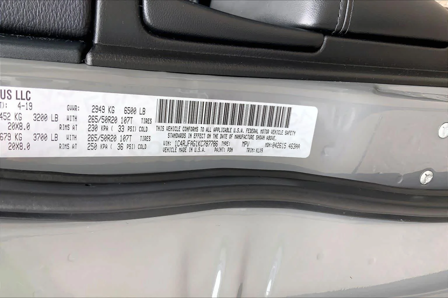 Used 2019 Sting-Gray Clearcoat Jeep Altitude image 31