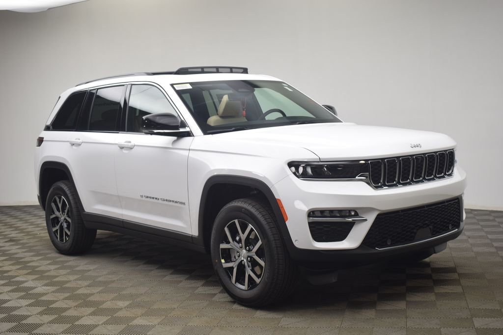 New 2025 Bright White Clear-Coat Exterior Paint Jeep Limited image 2
