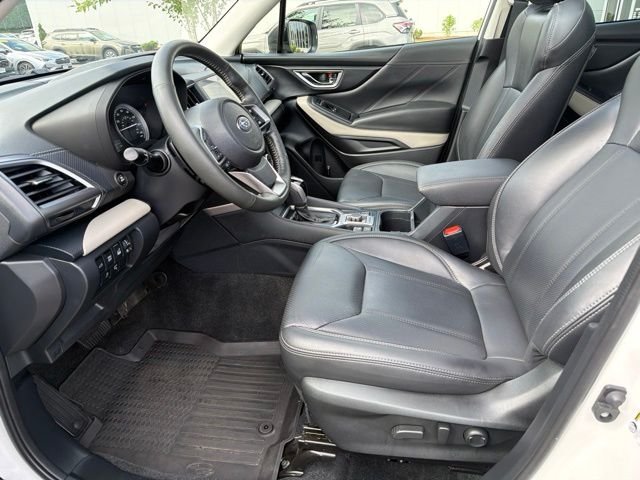 Used 2023 White Subaru Limited image 27