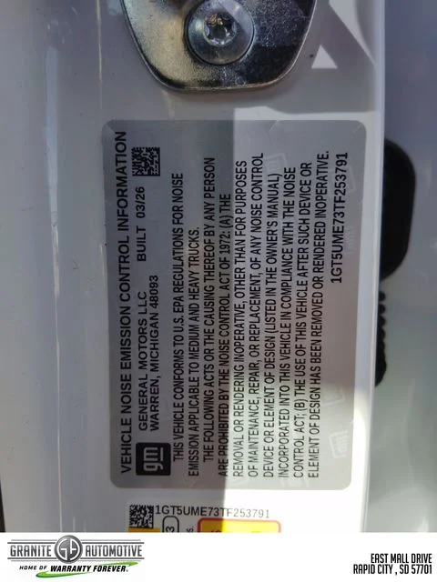 Used 2026 White GMC SLE image 29
