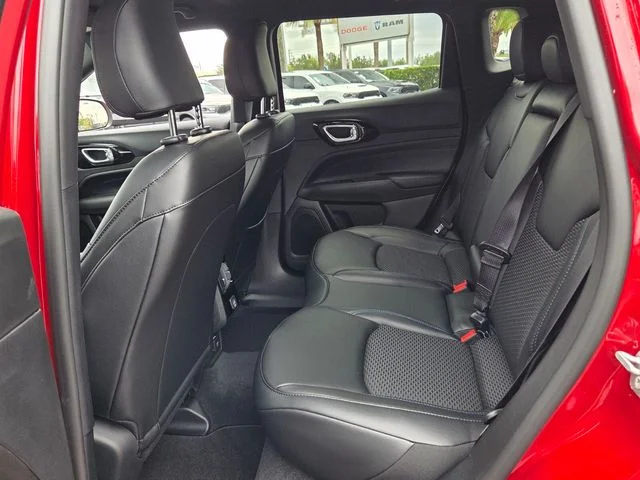 New 2026 Red Hot Pearlcoat Jeep Latitude image 12