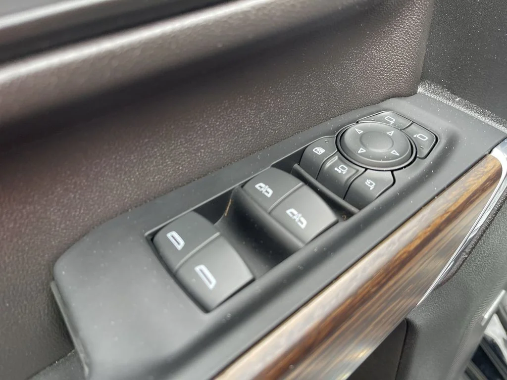 Used 2023 Black Chevrolet High Country image 13
