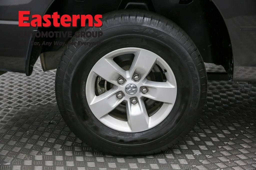 Used 2023 Gray Ram SLT image 28