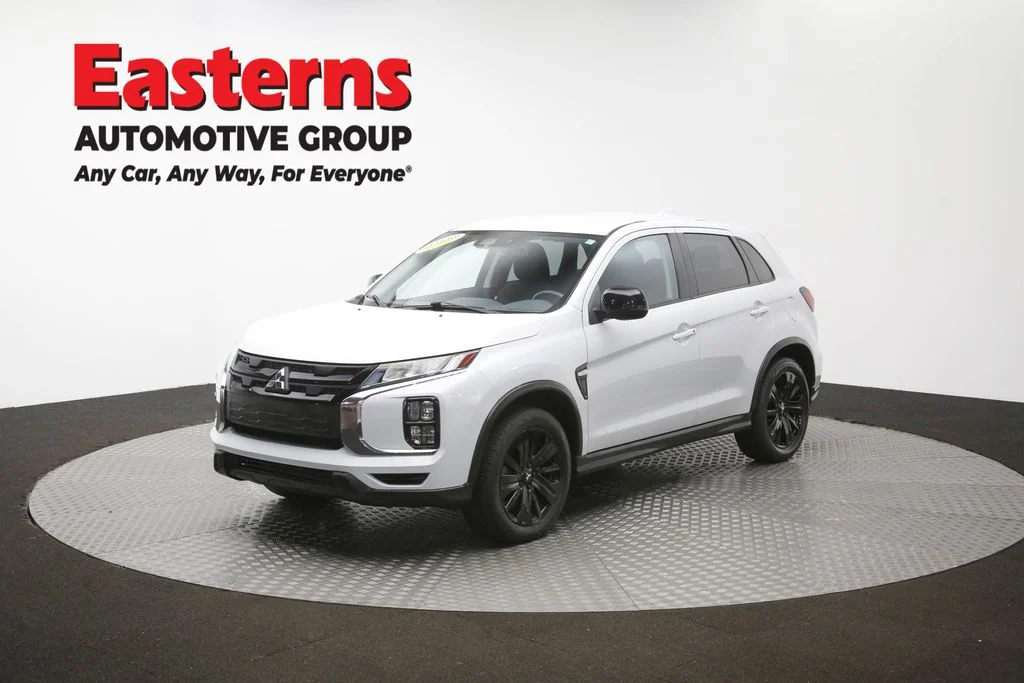 Used 2023 White Mitsubishi 2.0 LE image 56
