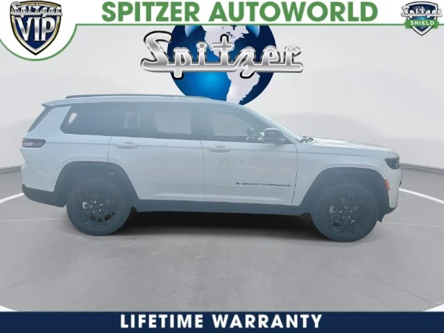 New 2026 Bright White Clear-Coat Exterior Paint Jeep Altitude image 11