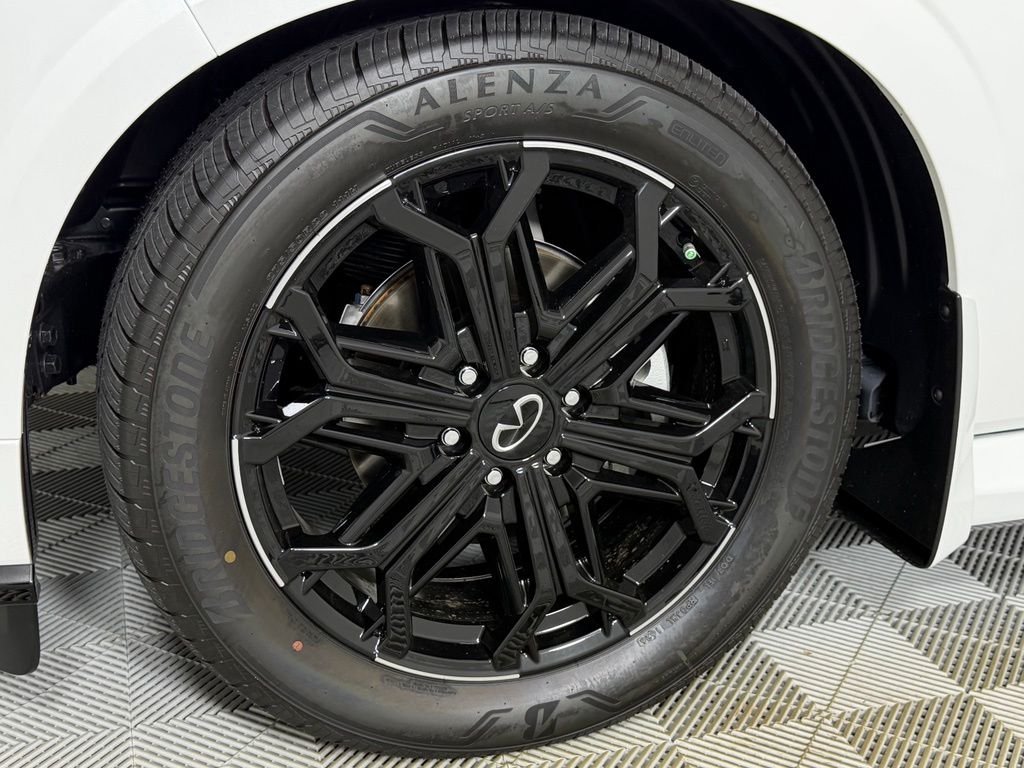 New 2027 RADIANT WHITE INFINITI Sport 4WD image 6