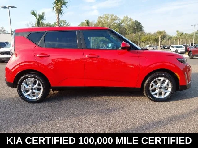 Used 2025 Red Kia LX image 2