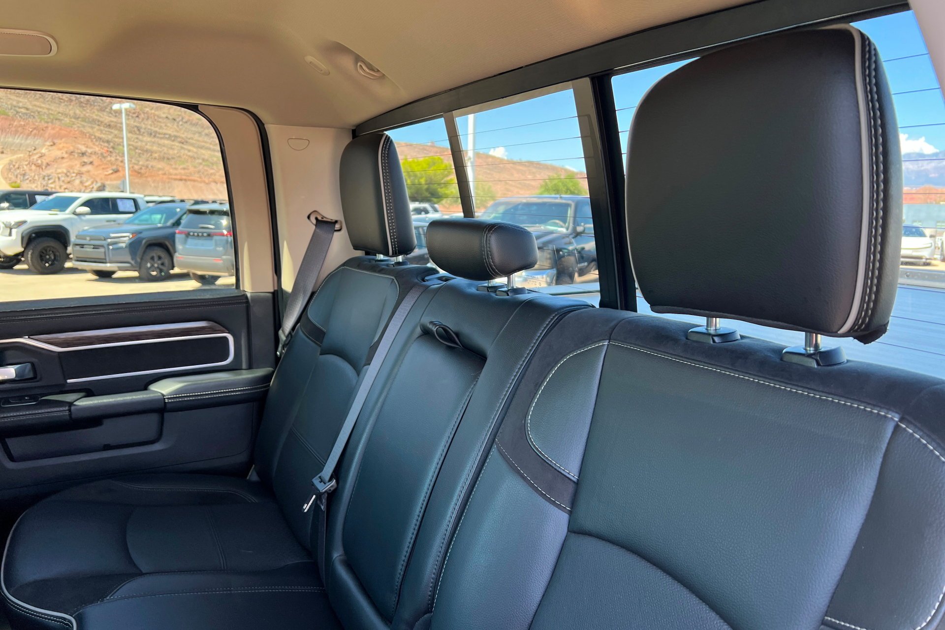 Certified Used 2021 Patriot Blue Pearlcoat Ram Laramie image 21