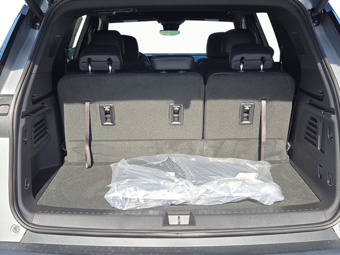 2026 Chevrolet Traverse LT - Photo 10