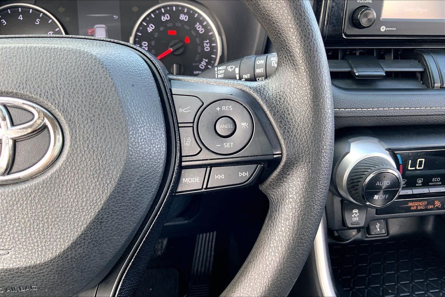 Used 2021 Magnetic Gray Metallic Toyota XLE Premium image 24
