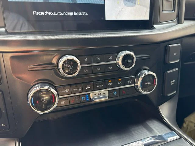 Certified Used 2024  Ford Lariat image 17