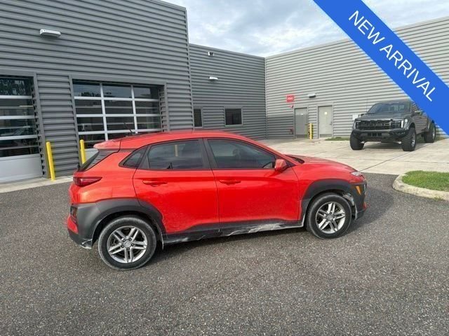Certified Used 2019 Orange Hyundai SE image 3