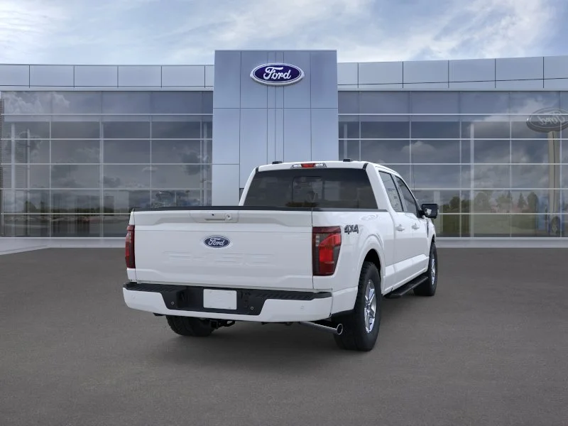 New 2026 Oxford White Ford XLT image 8