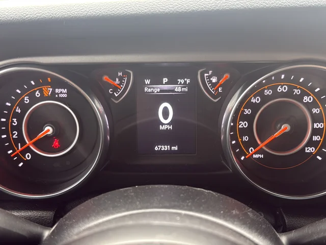 Used 2020 Silver Jeep Sport S image 12