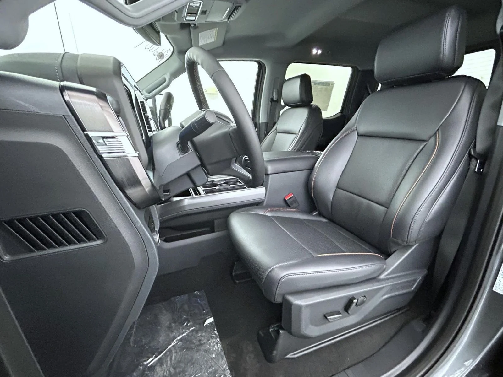 New 2026 Gray Ford Lariat image 10