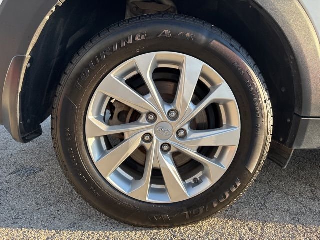 Certified Used 2021 White Hyundai Value image 23