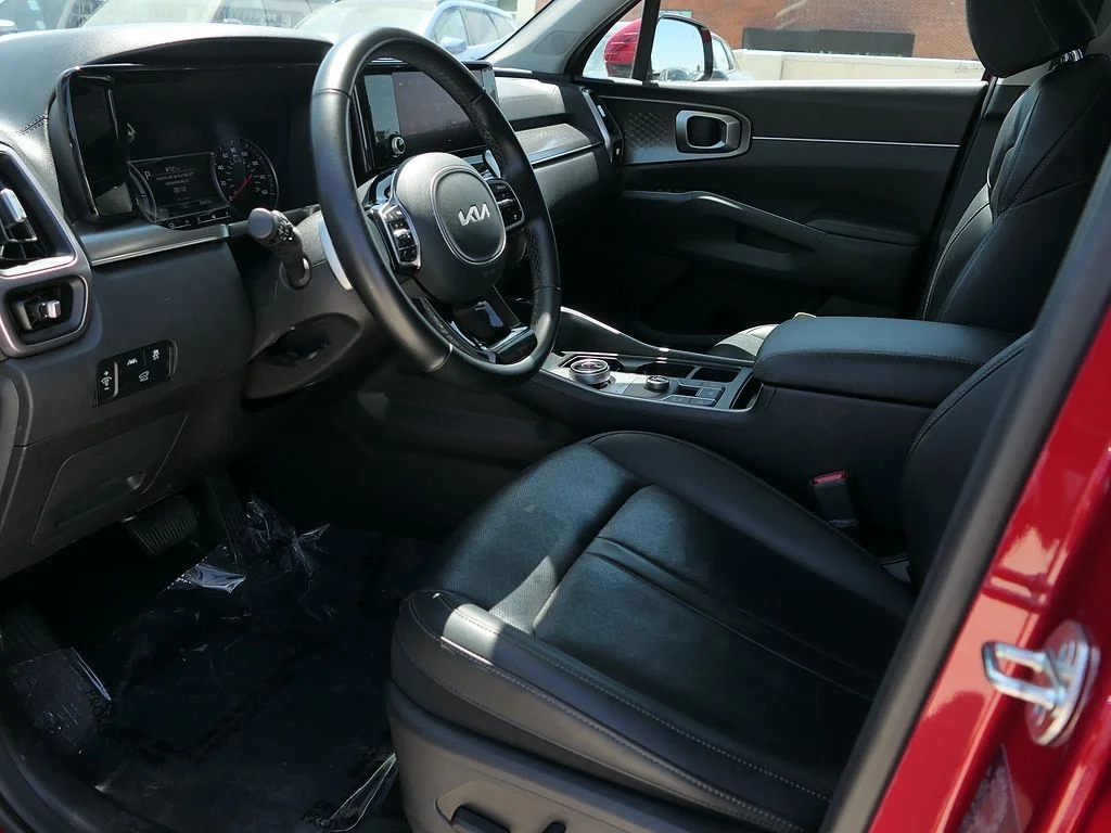 Used 2023 Red Kia EX image 11