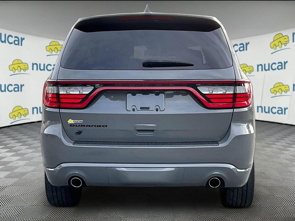 Used 2022 Gray Dodge SXT image 5