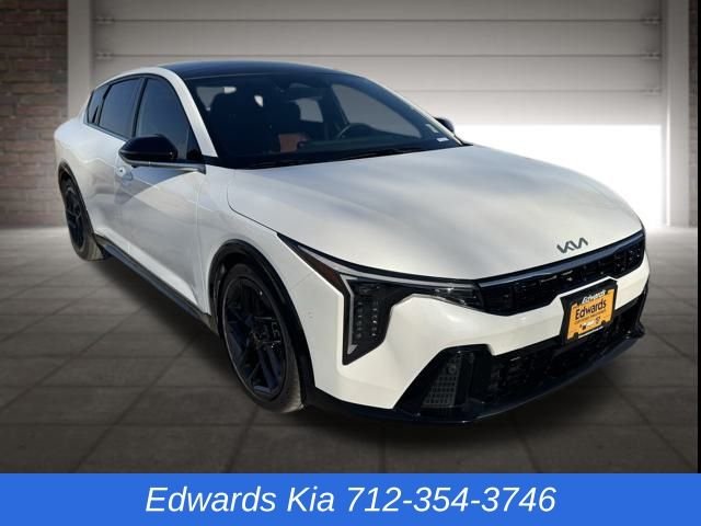 2025 Kia K4 GT-Line Turbo