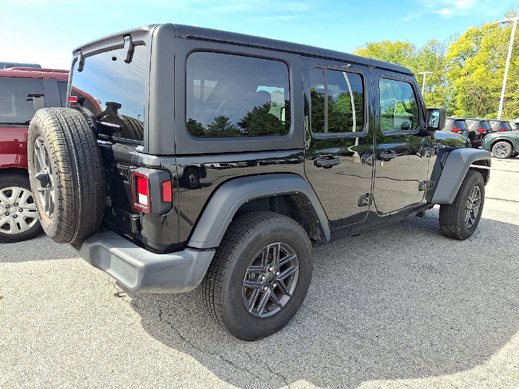 Used 2024 Black Jeep Sport S image 6