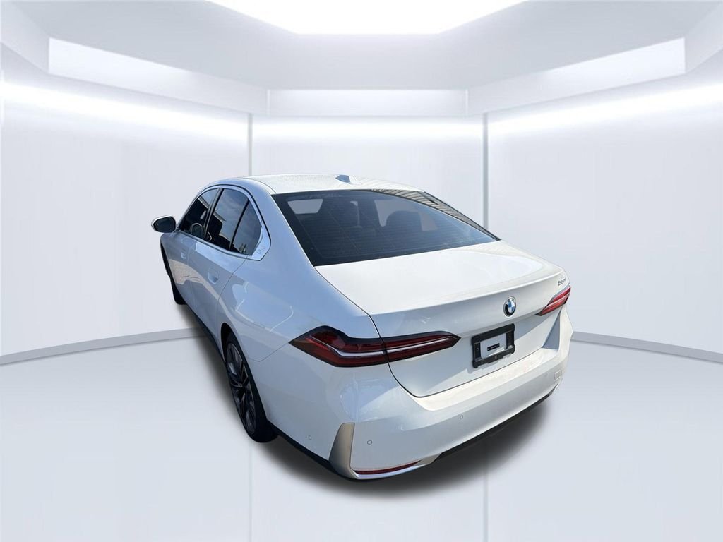 Used 2026 White BMW 530i image 4