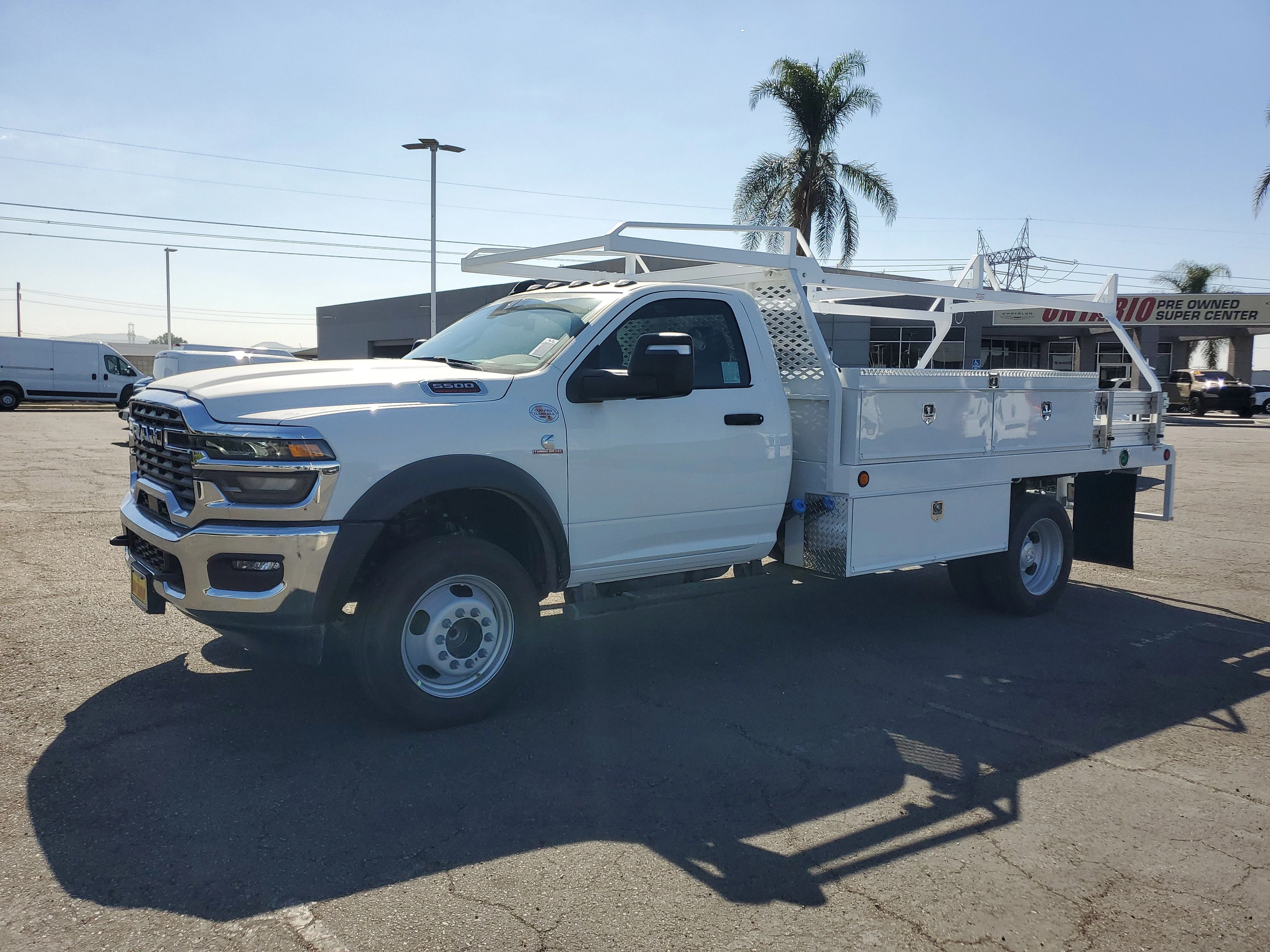 New 2026 Bright White Clear-Coat Exterior Paint RAM Tradesman image 8