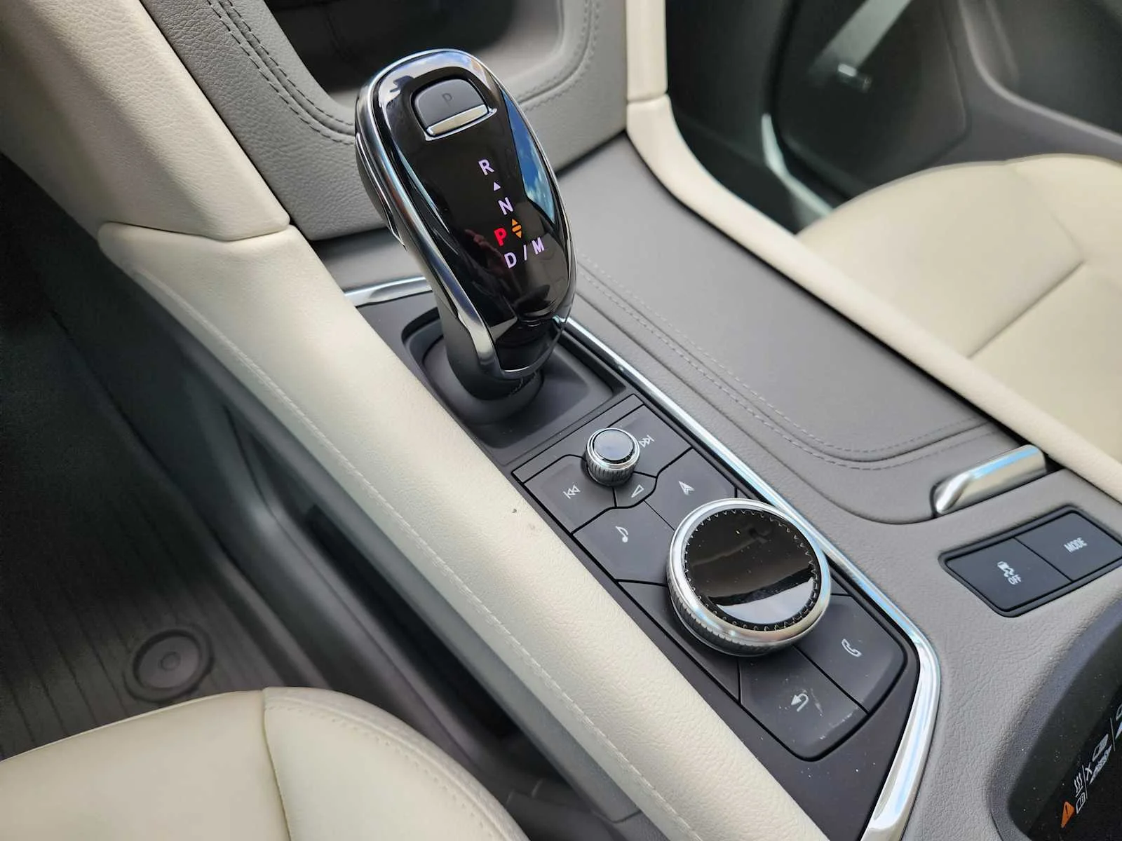 2026 Cadillac XT5 Premium Luxury - Photo 14
