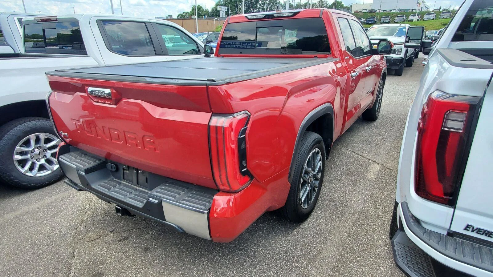 Used 2022 Supersonic Red Toyota Limited image 9