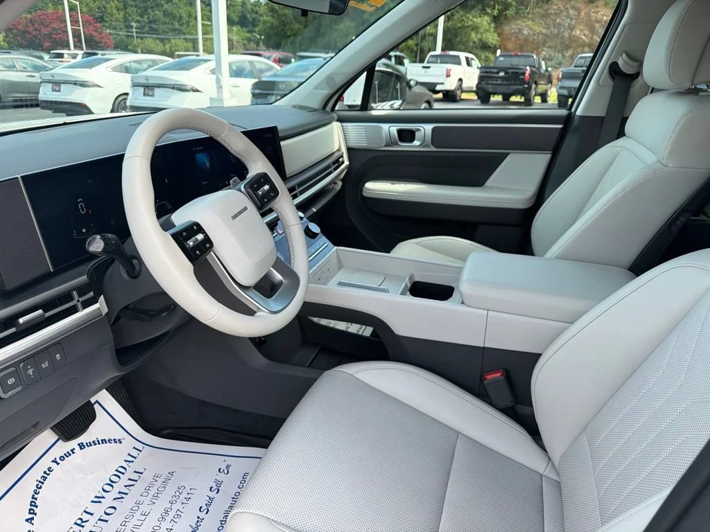Used 2024 Serenity White Hyundai SEL image 17