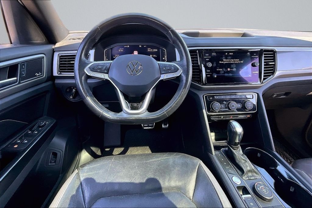 Used 2020 Gray Volkswagen 3.6L V6 SEL Premium R-Line image 5