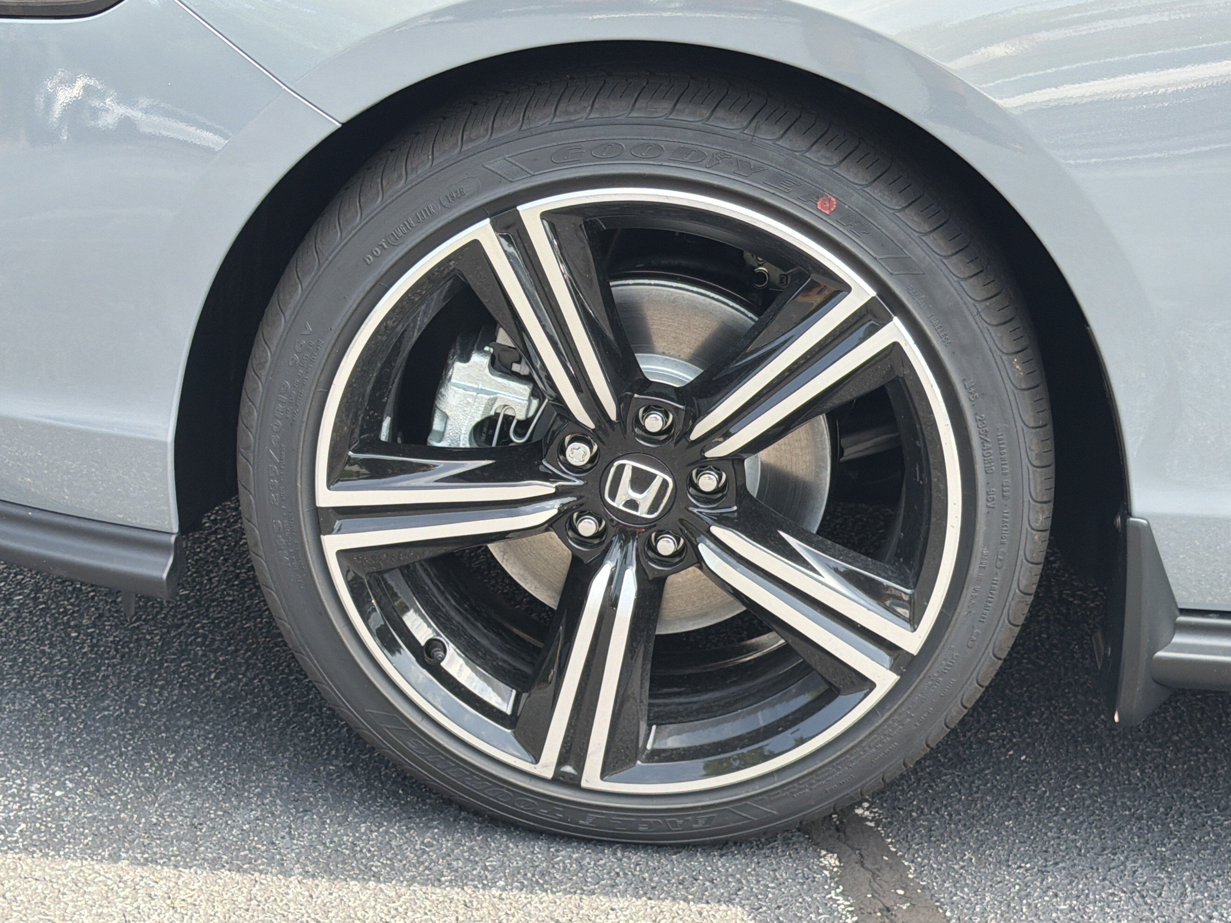 New 2026 Urban Gray Pearl Honda Sport image 25