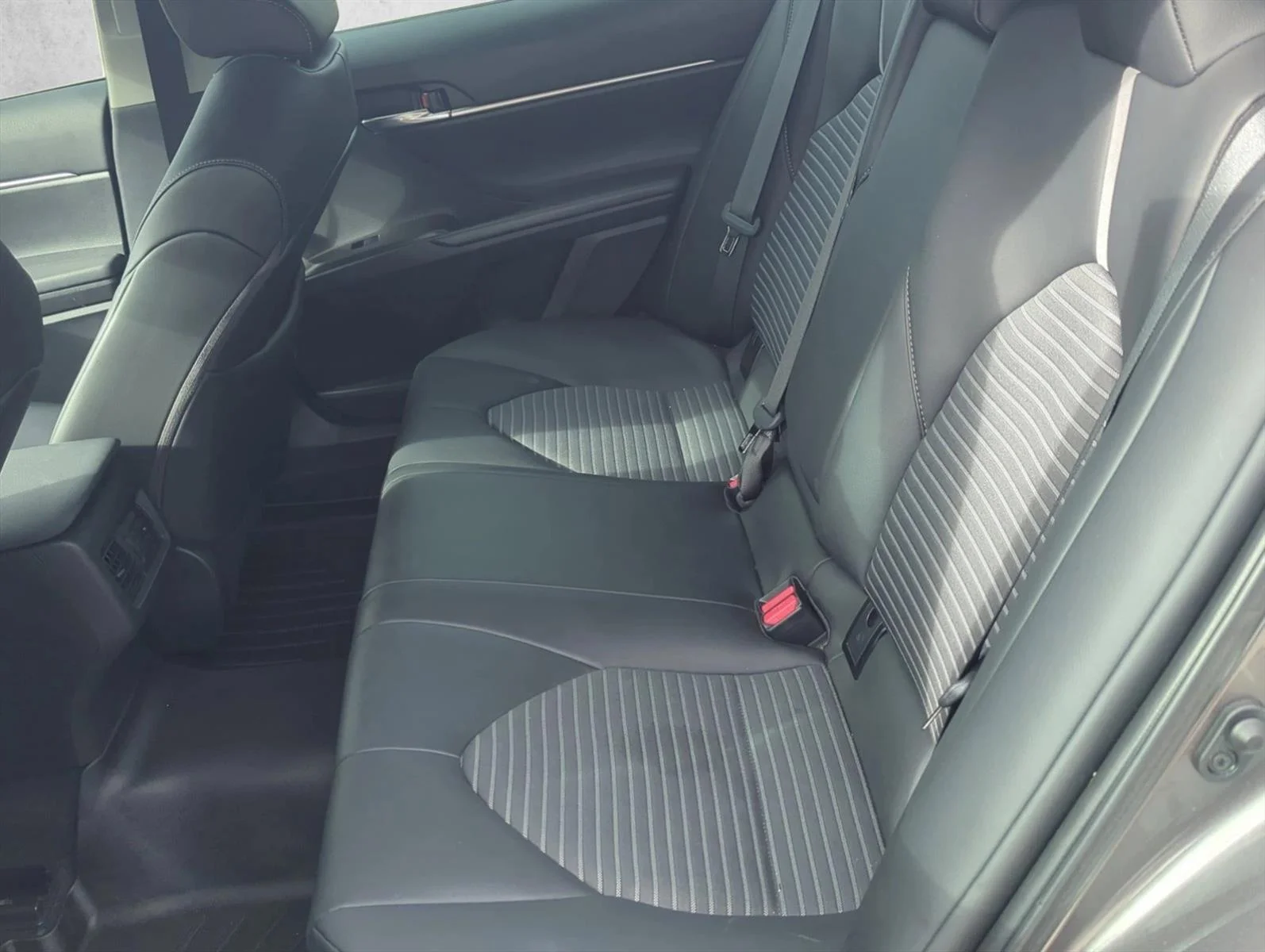 Used 2024 Predawn Gray Mica Toyota SE image 23