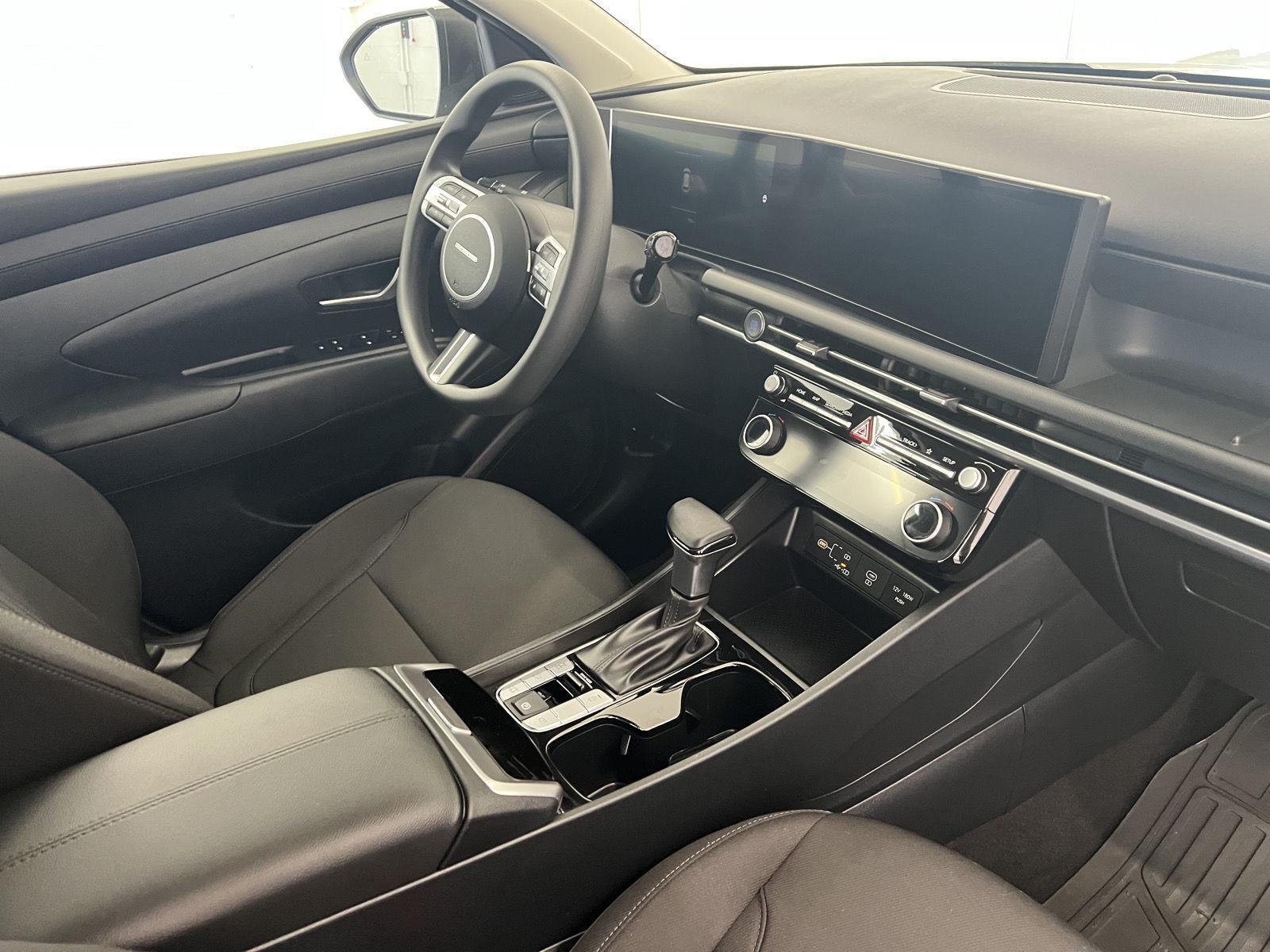 Used 2026 Shimmering Silver Hyundai SEL image 26