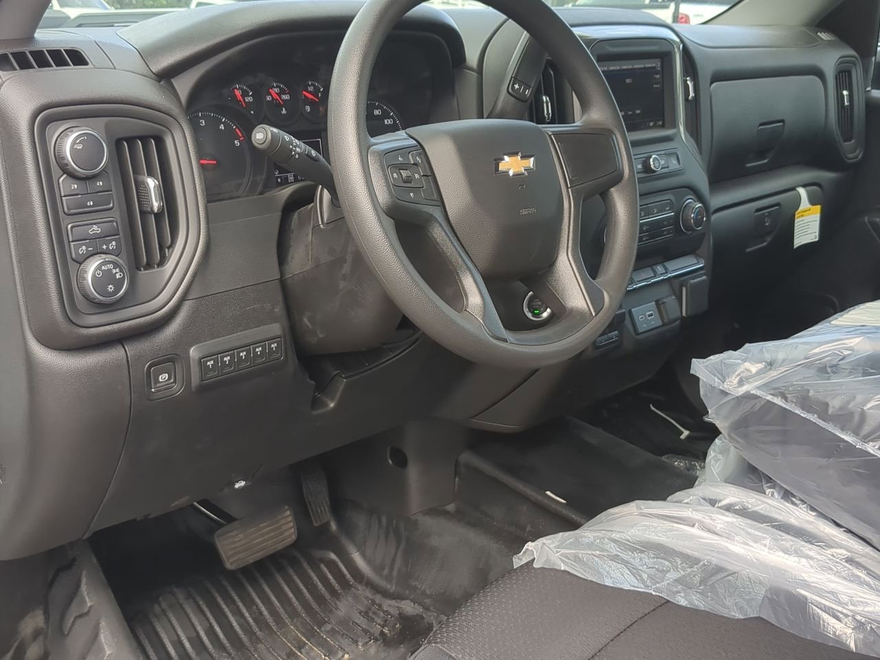 2025 Chevrolet Silverado 3500 HD Work Truck - Photo 10