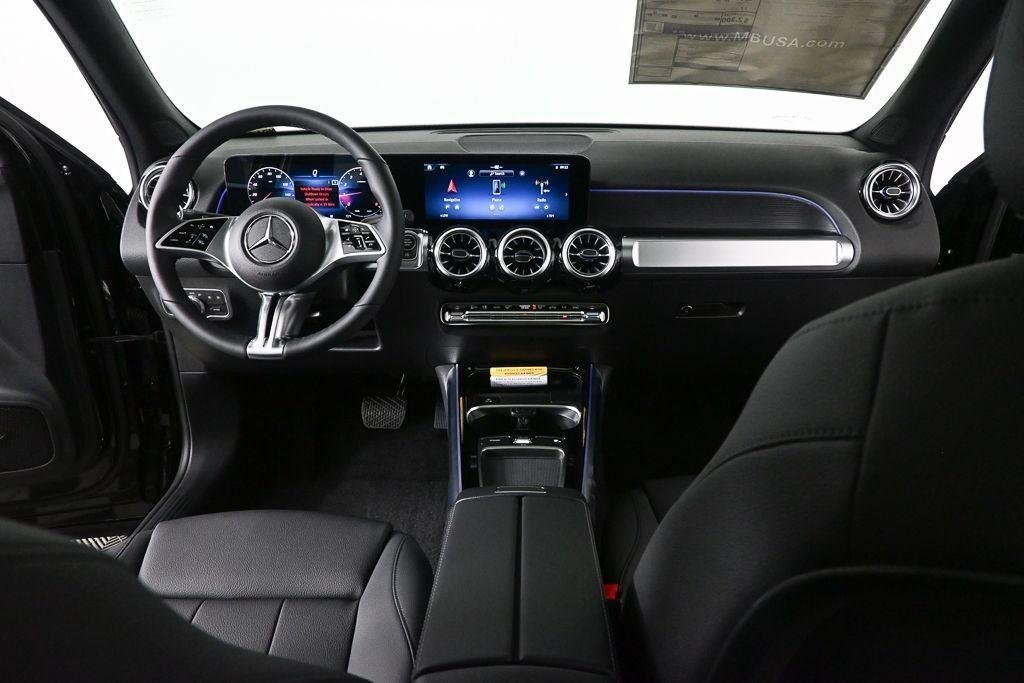 New 2026 Night Black Mercedes-Benz GLB 250 image 18