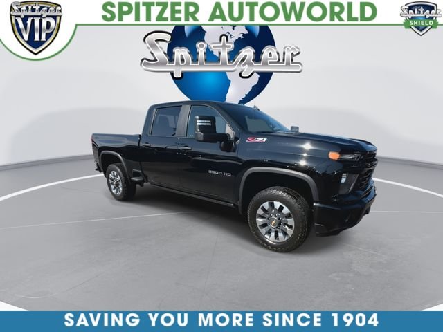 Used 2024 Black Chevrolet Custom image 2