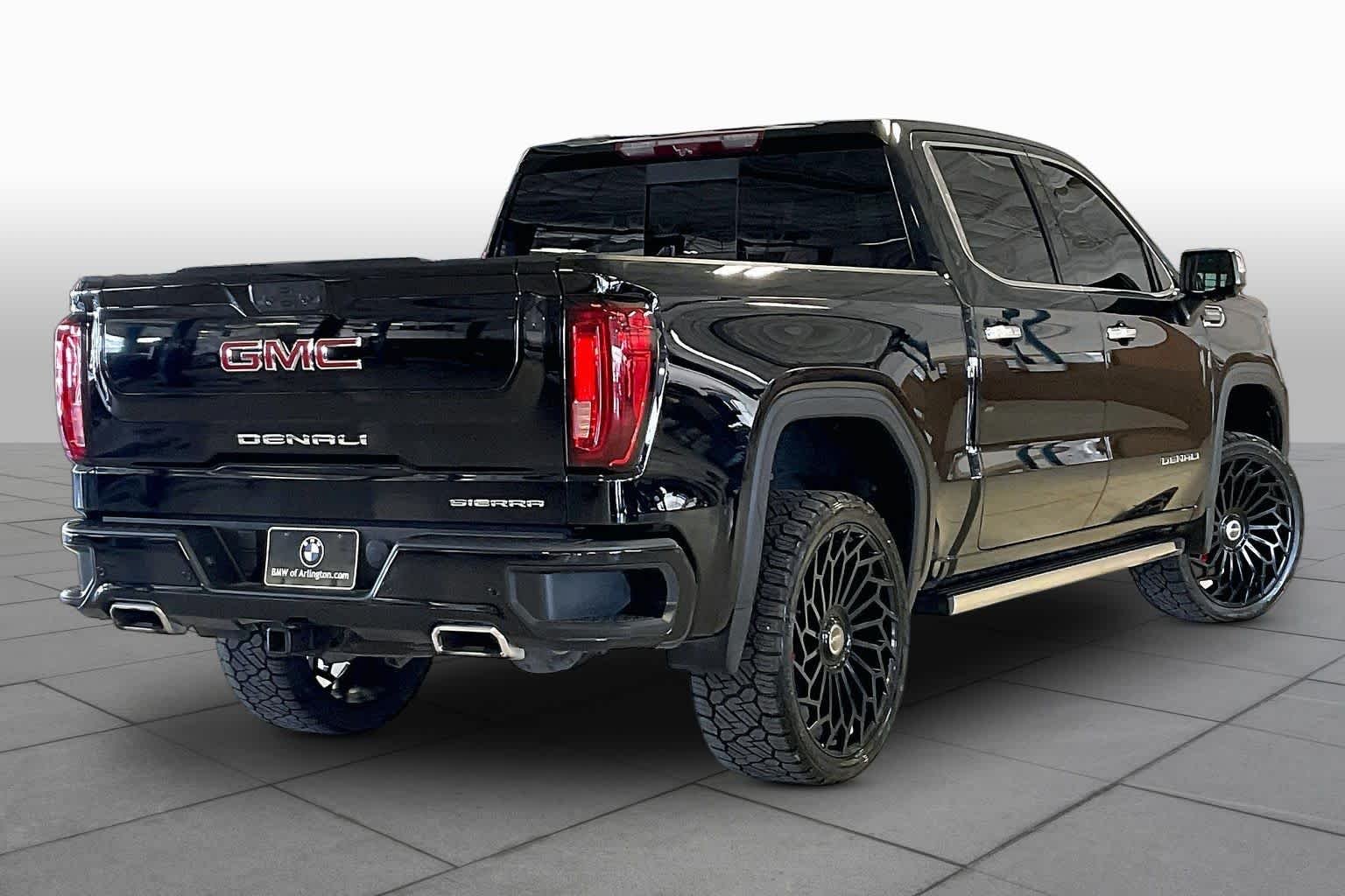 Used 2022 Onyx Black GMC Denali image 12