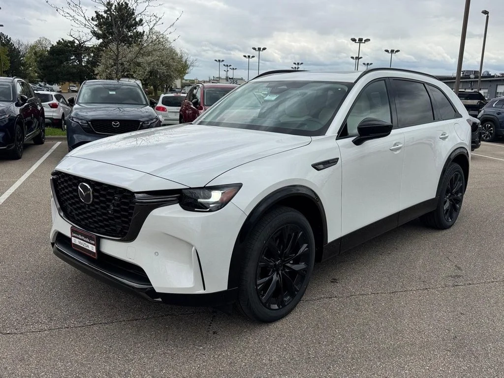 New 2026 Rhodium White Premium Mazda 3.3 Turbo S Premium image 2