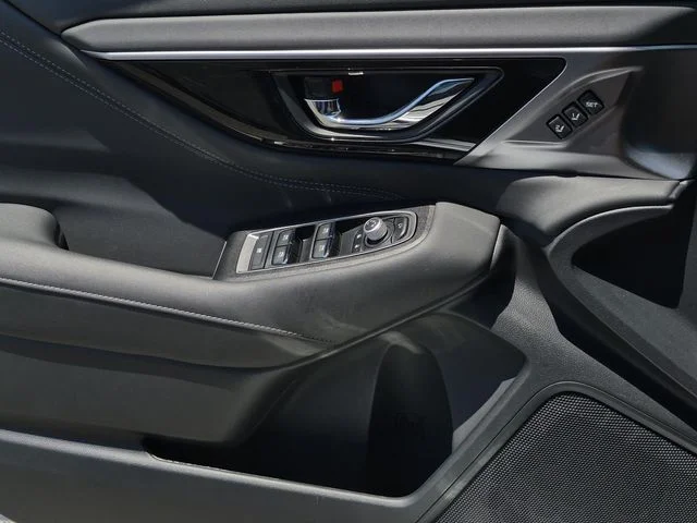 Used 2025 Ice Silver Metallic Subaru Touring XT image 14