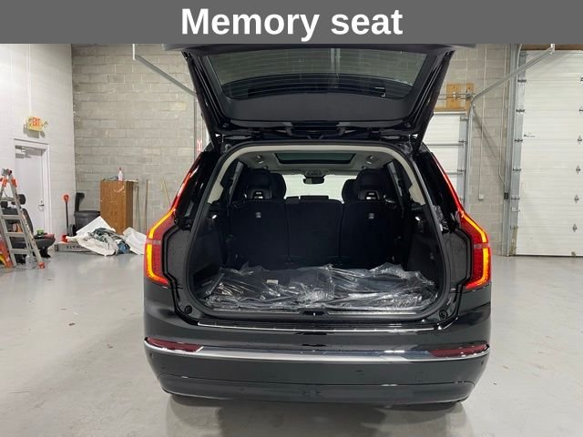 2026 Volvo XC90 Plus - Photo 17